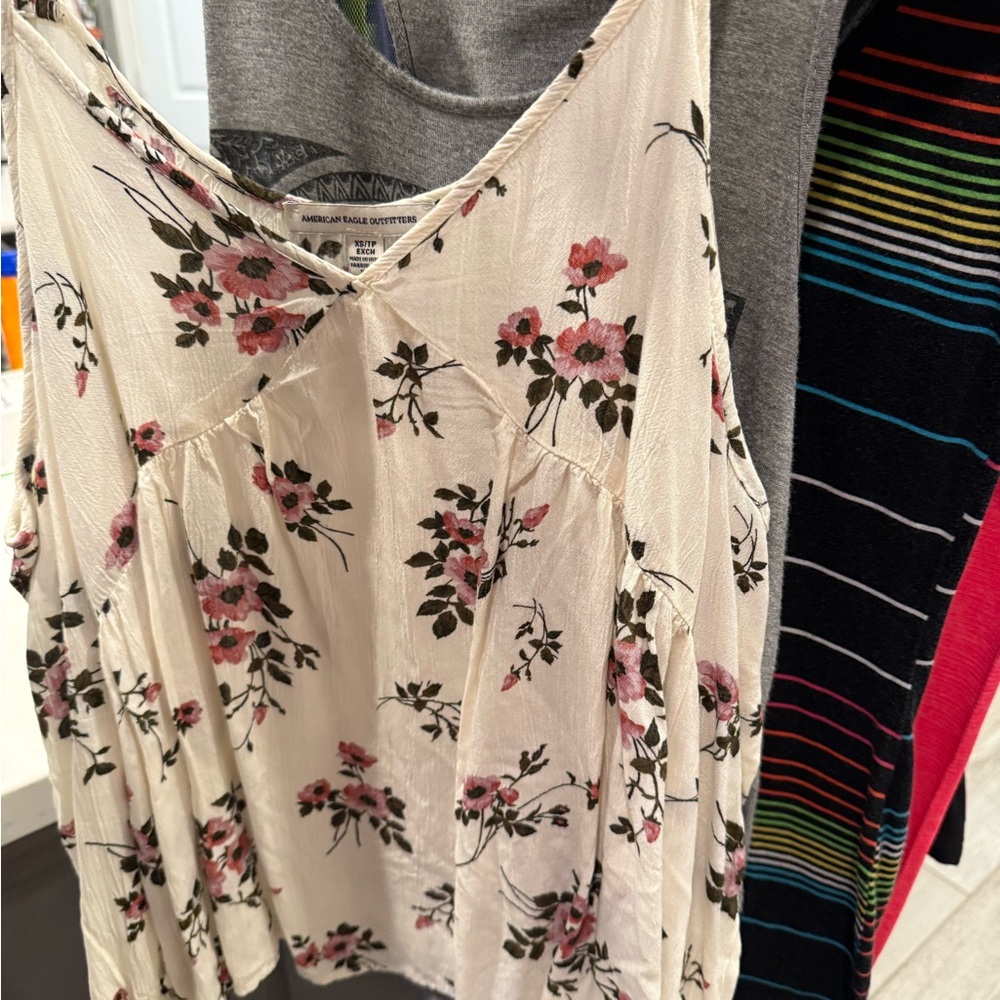 American Eagle Outfitters Cream Floral Camisole